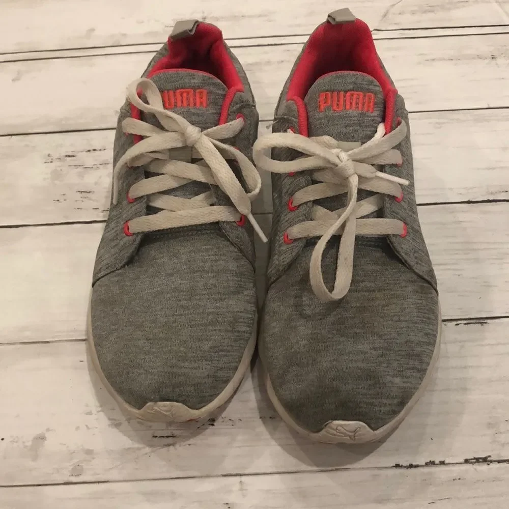 Puma Gray and Pink Everride knit sneakers
